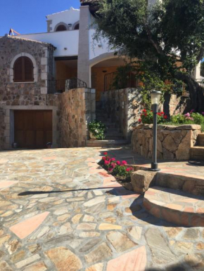  B&B I Mari Di Gallura  Монте Петрозу